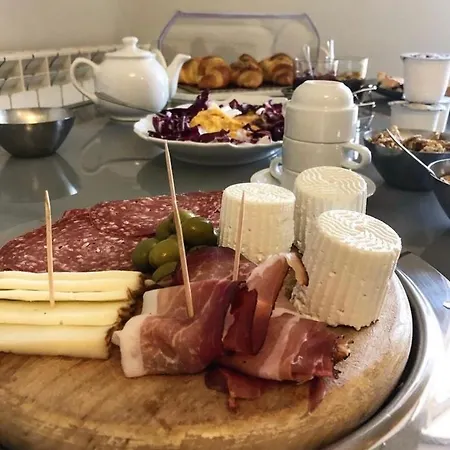 Palazzo Del Miglio Frühstückspension Belvedere Marittimo