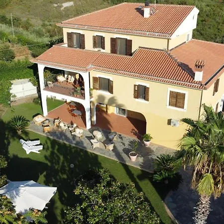 Palazzo Del Miglio 3* Belvedere Marittimo